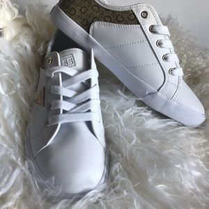 guess women's comly sneaker